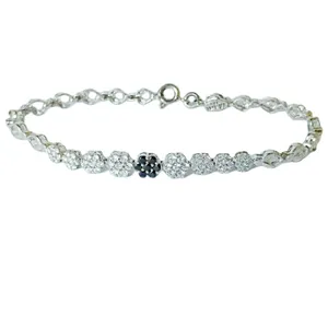 دستبند نقره زنانه مدل  AV110