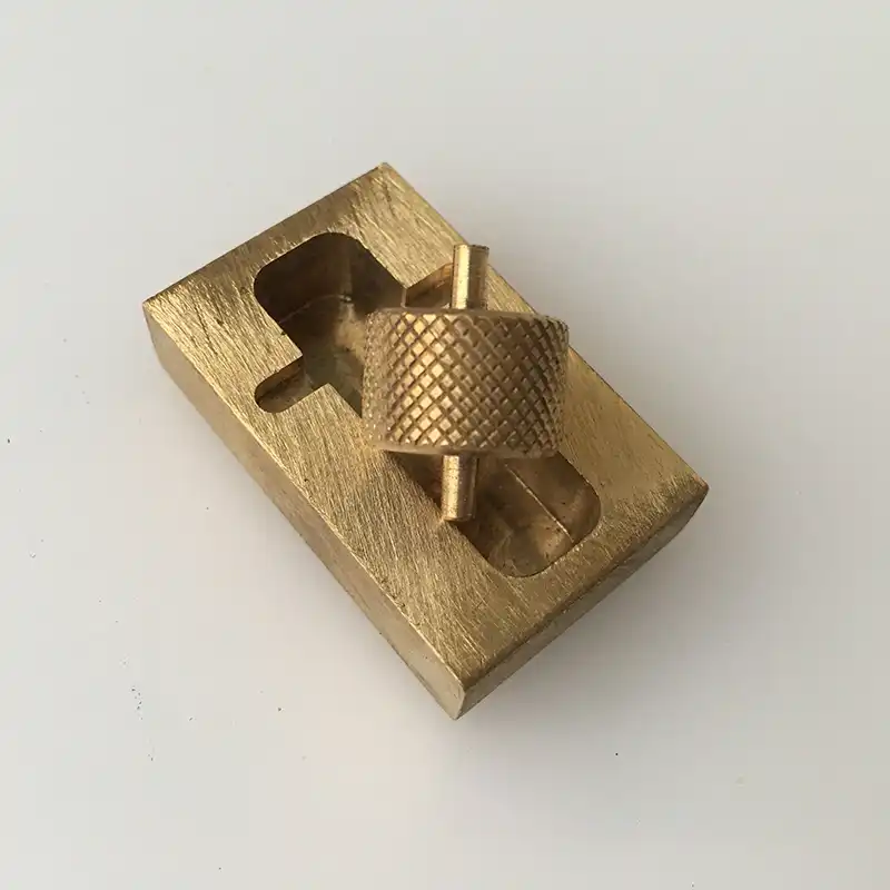 غلطک رنگ لبه چرم مدل برنجی کد Sml01