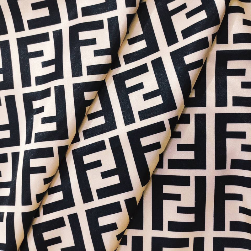 رو بالشی مدل ساتن ابريشم به همراه کش مو و چشم بند