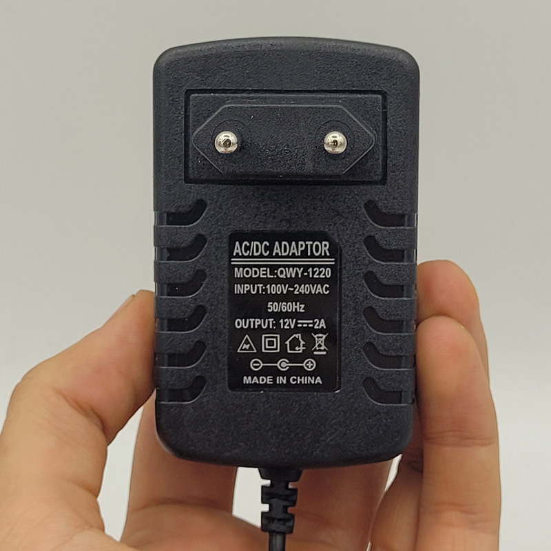 آداپتور برق 12 ولت 2 آمپر شارک مدل 12V2A