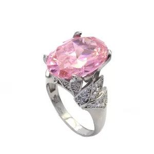 انگشتر نقره زنانه مدل gta-1004