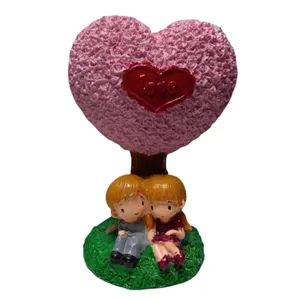 مجسمه مدل دختر و پسر قلب کد w9