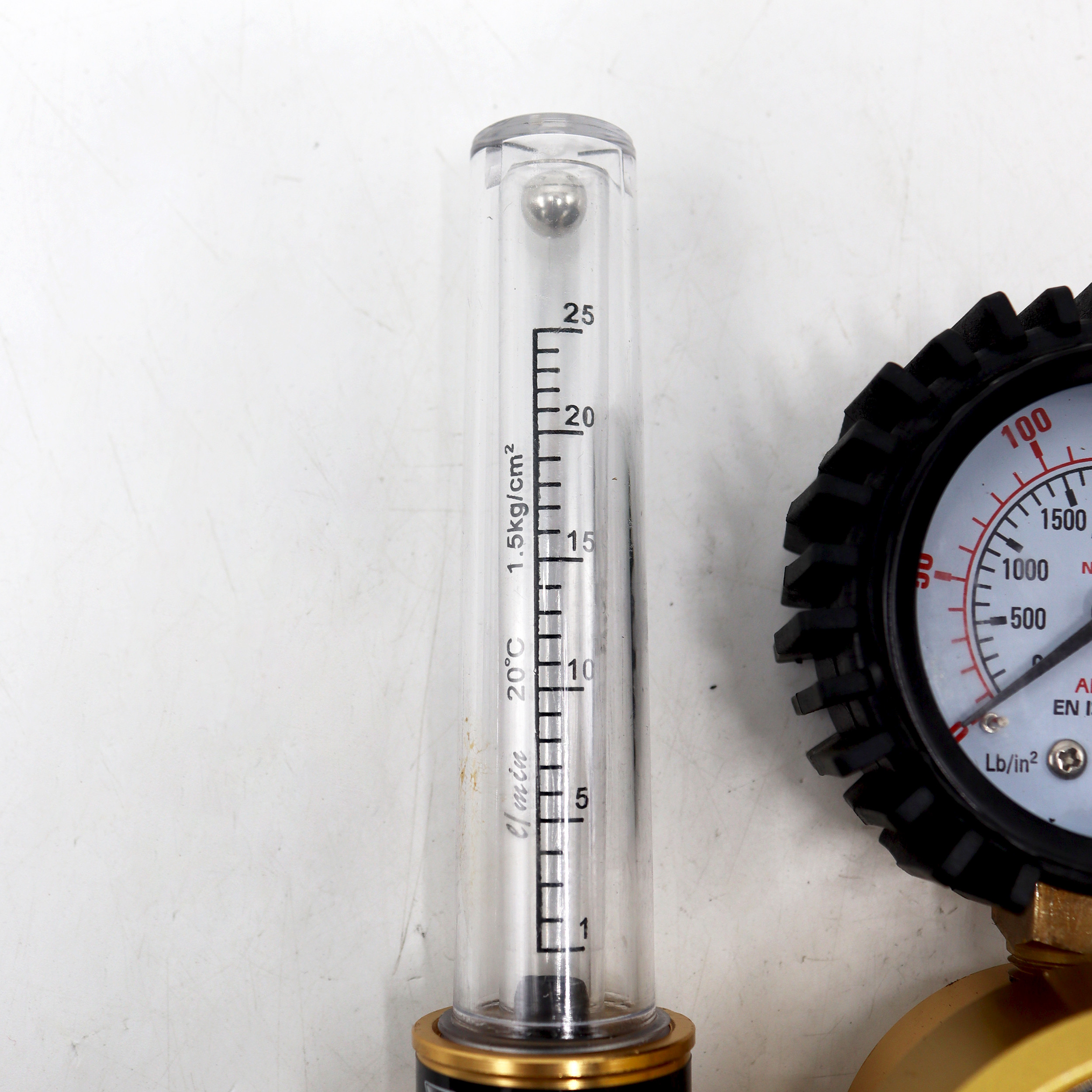 مانومتر جوشکاری مدل الفنت طرح هرمس کد YP-AR-CO2-FLOMETR