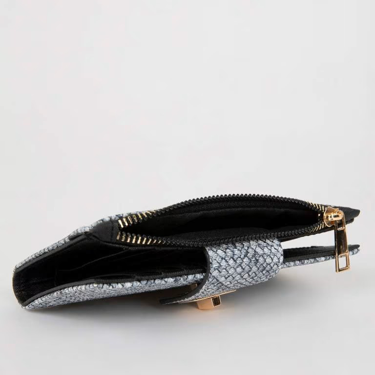 کیف پول زنانه دفکتو مدل ورنی