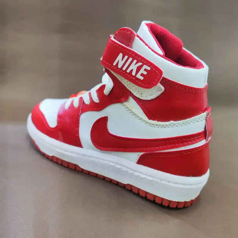 کفش مخصوص پیاده روی بچگانه مدل 2023 yt