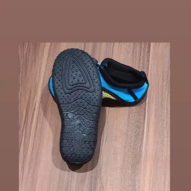 کفش ساحلی بانانا بیت  مدل BI2024