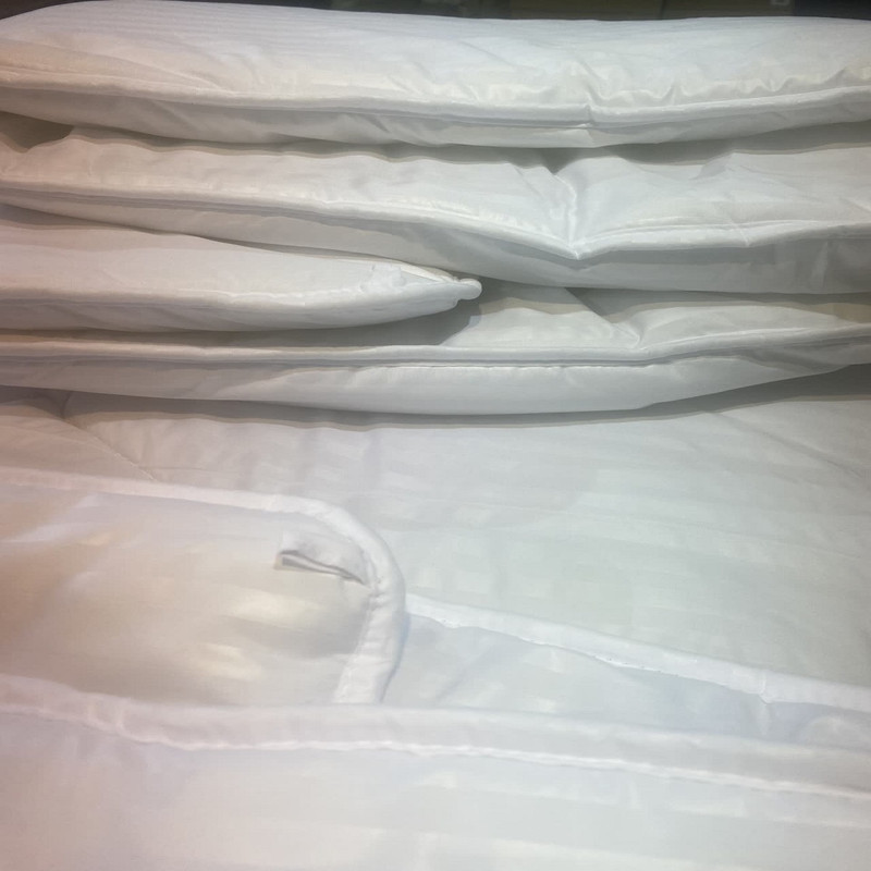 لحاف لایت اسکار مدل هتلی یکنفره  سایز 160x220 سانتی متر