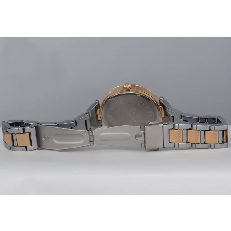 ساعت مچی عقربه ای زنانه اوماکس مدل OOOYY004N004 ساعت مچی عقربه ای زنانه اوماکس مدل OOOYY004N004