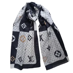 شال زنانه لویی ویتون مدل نخی تابستانی چهارخانه خنک کد 23