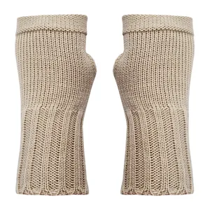 دستکش بافتنی زنانه مدل سیمپل کد ZGS01-BJ