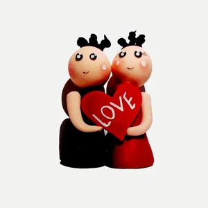 مجسمه مدل عشق 