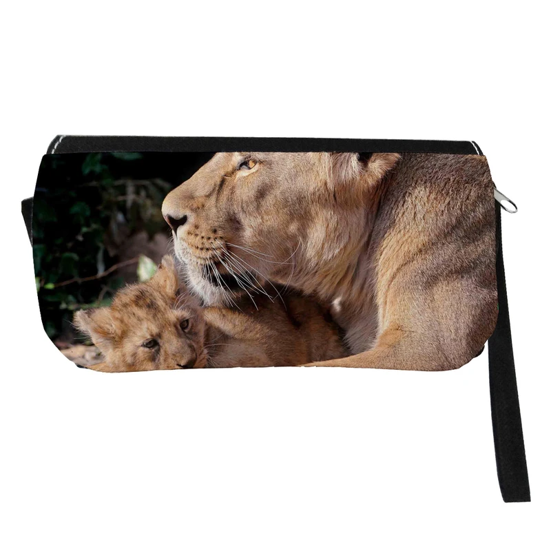 جامدادی مدل دوزیپ طرح شیر مادر و توله شیر کد NI203