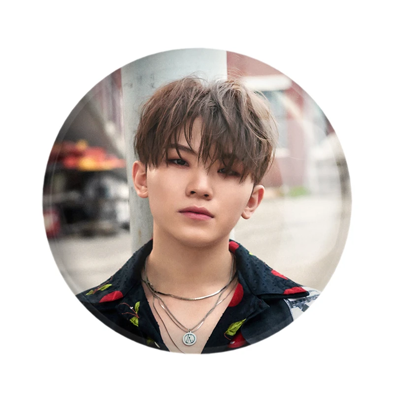 مگنت خندالو مدل ووزی گروه سونتین Seventeen  کد 21507