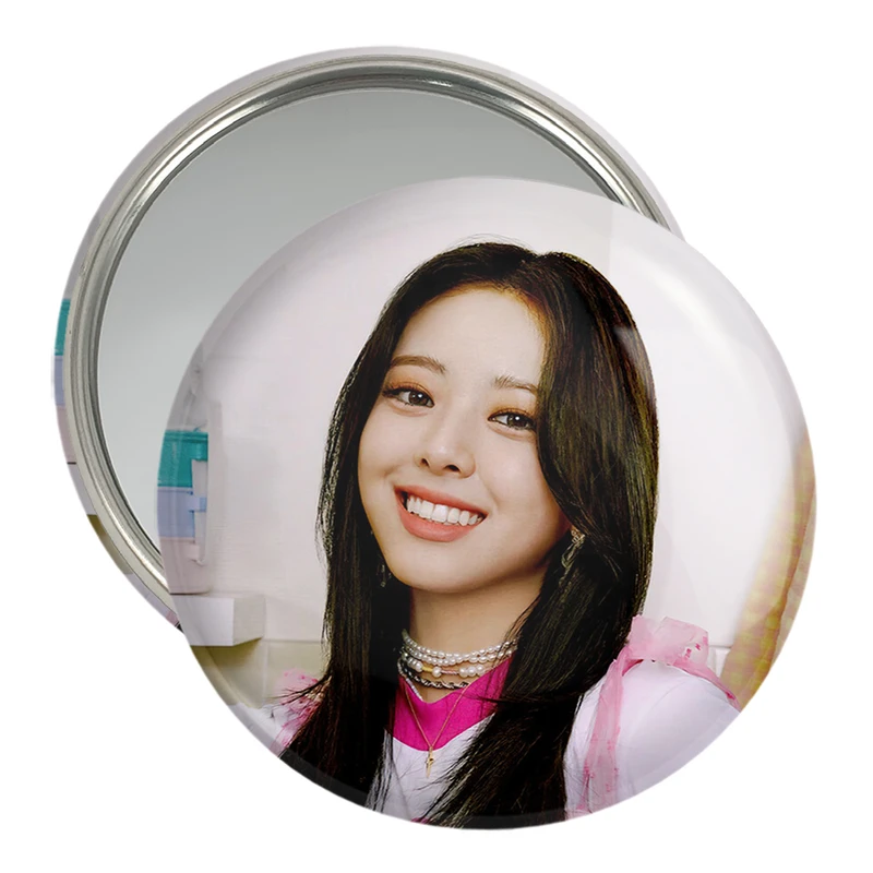 آینه جیبی خندالو مدل یونا گروه ایتزی ITZY  کد 20222