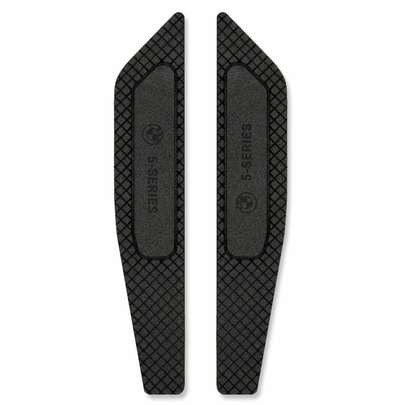 راهنمای خرید و مشخصات خودرو بی ام و سری  مشکی مدل 2017 و انواع آن با قیمت مناسب