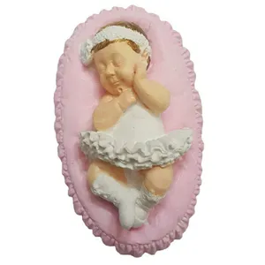 گیفت تولد طرح نوزاد دختر کد 06 مجموعه 10 عددی