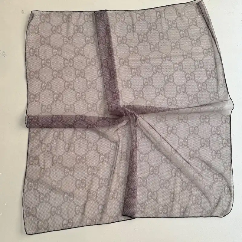 روسری زنانه مدل مینی توری پوست ماری زنجیری کد 1