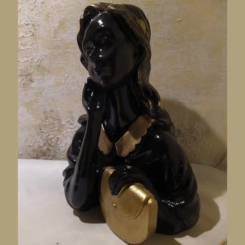 مجسمه مدل دختر کد GG140112