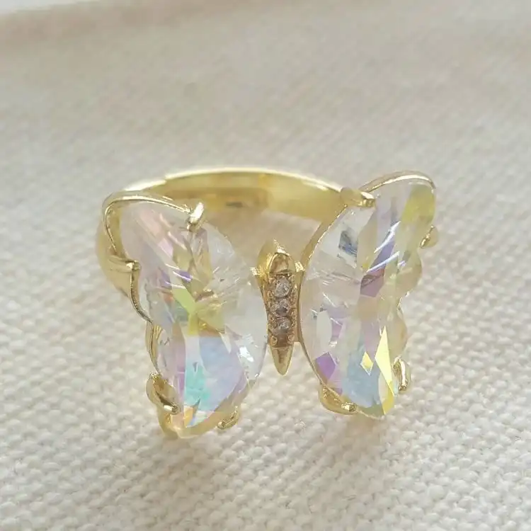 انگشتر زنانه مدل پروانه عاشق کریستالی کد 378