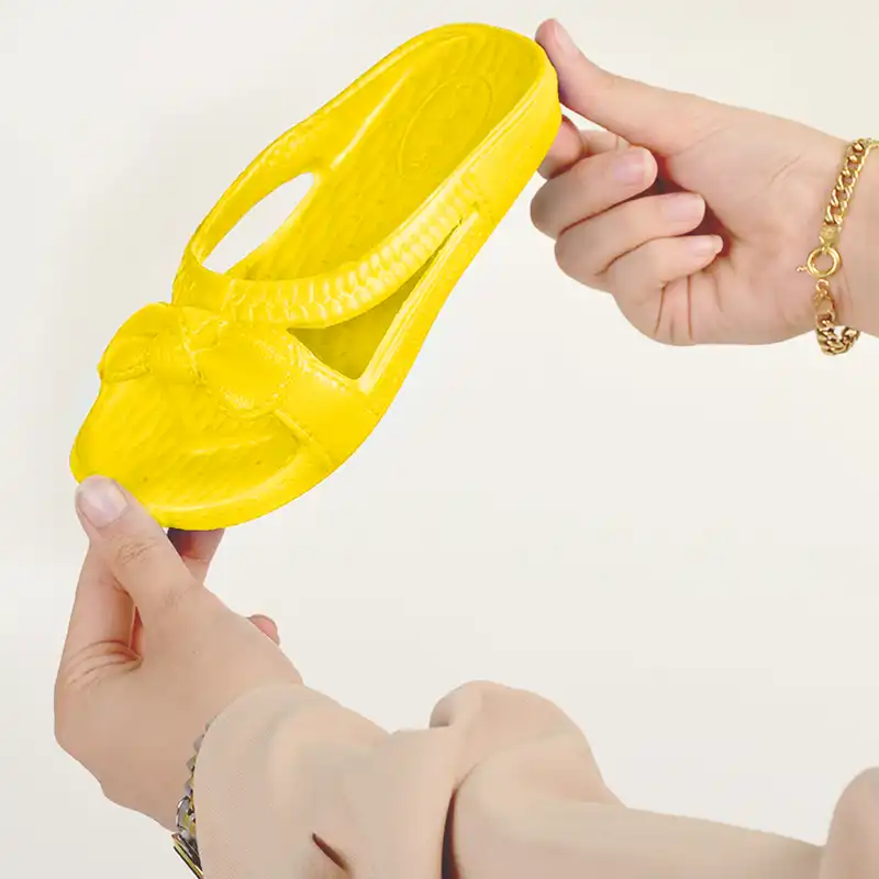 دمپایی دخترانه مدل LM.3110