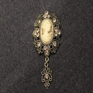 گل سینه زنانه کد ki 012-3