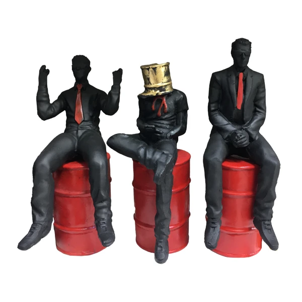 مجسمه مدل مردان نشسته کد M6 مجموعه 3 عددی