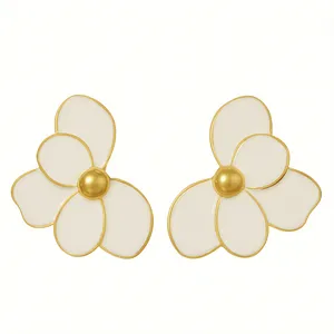 گوشواره آویز زنانه طرح گلبرگ کد A104