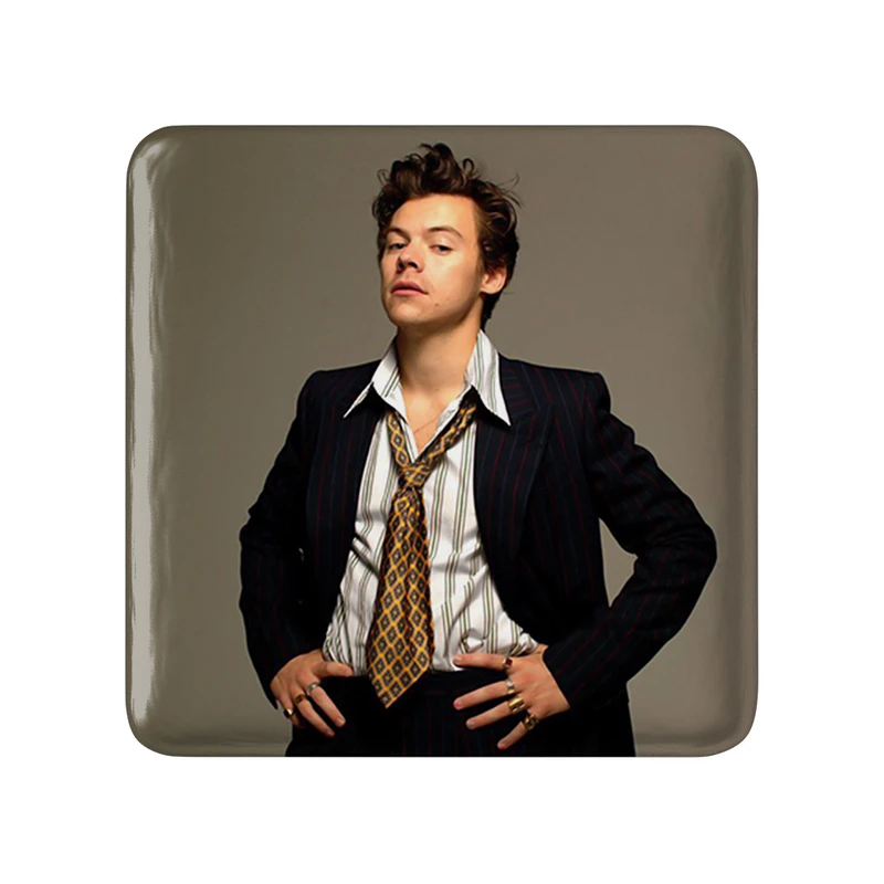 مگنت خندالو طرح هری استایلز گروه موسیقی وان دایرکشن One Direction  مدل مربعی کد 18943