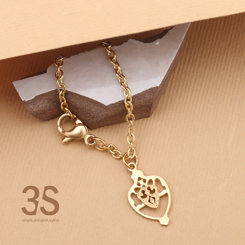 آویز ساعت زنانه کد 579 آویز ساعت زنانه کد 579