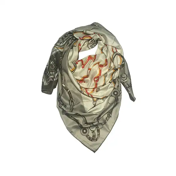 روسری زنانه مدل ابریشمی قواره بزرگ کد QD2040