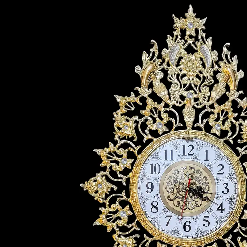 ساعت برنجی مدل نیلو