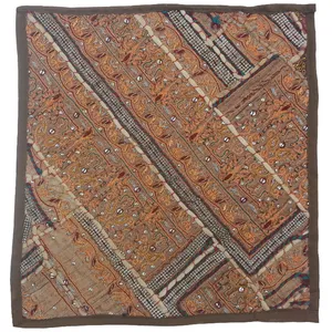 رومیزی سوزن دوزی مدل سرمه عسلی کد POSER9