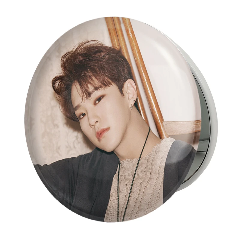 آینه جیبی خندالو طرح هوشی گروه سونتین Seventeen مدل تاشو کد 21531 