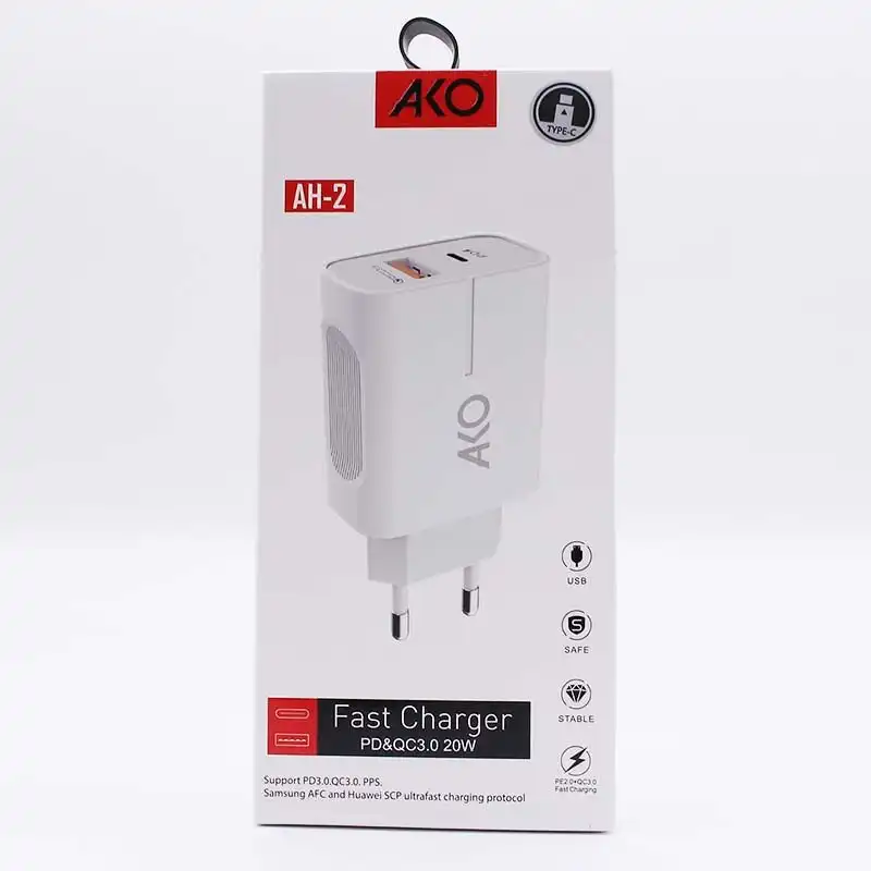 شارژر دیواری آکو مدل AH-2 به همراه کابل تبدیل MicroUSB