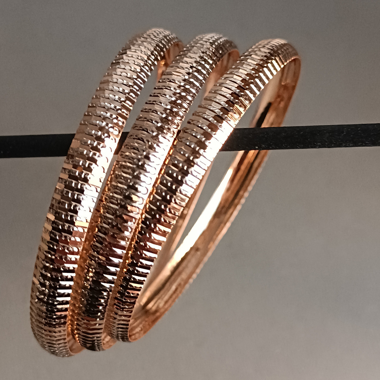 النگو طلا 18 عیار زنانه ثمری کد E507s1w النگو طلا 18 عیار زنانه ثمری کد E507s1w