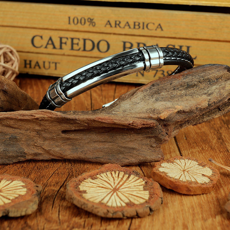 دستبند مردانه گالری گوهرسنگ مدل چرم ;n PH1419 دستبند مردانه گالری گوهرسنگ مدل چرم ;n PH1419