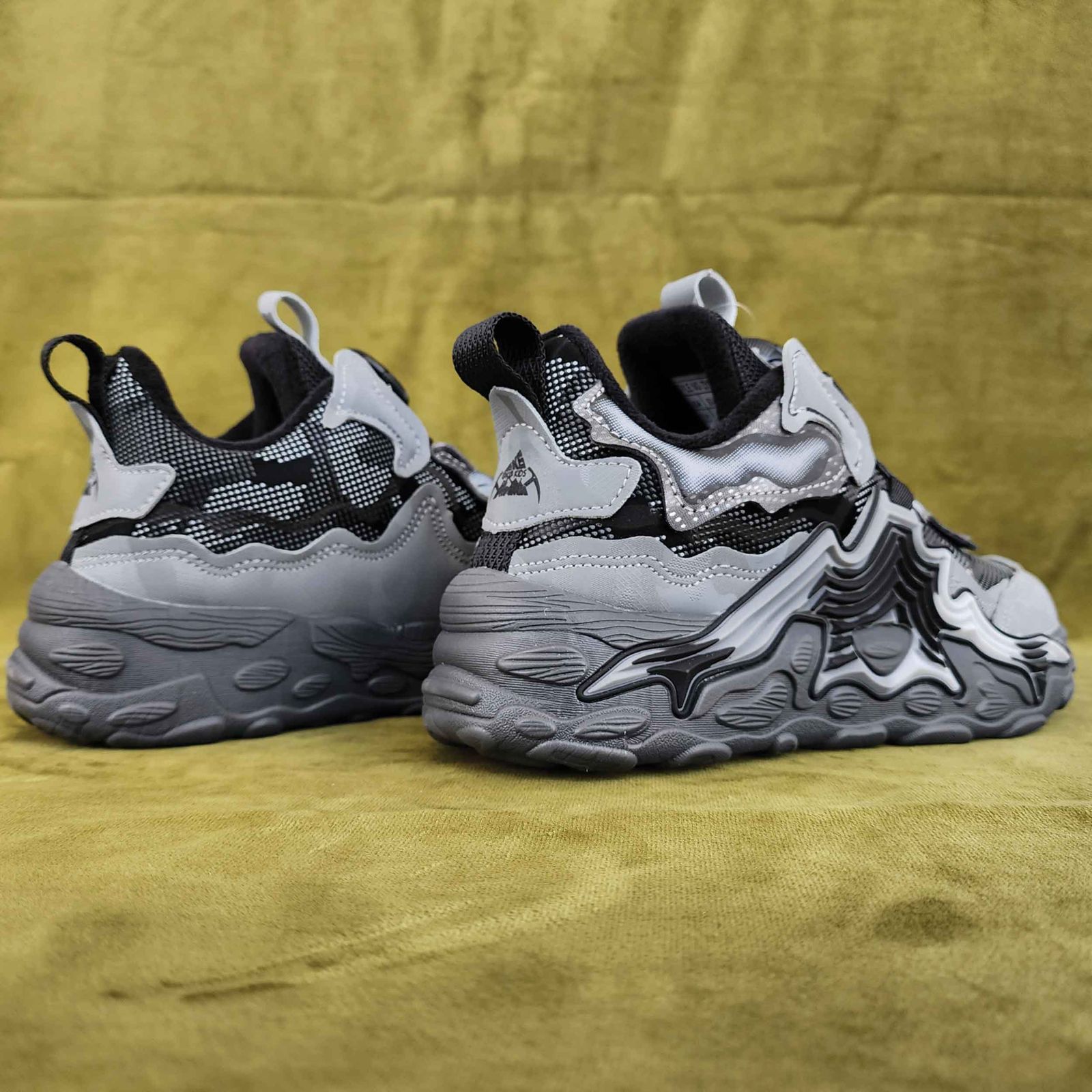 کفش مخصوص پیاده روی بی کی جی کیدز مدل BkQ-NatQ-YashQ-128003 - - 13