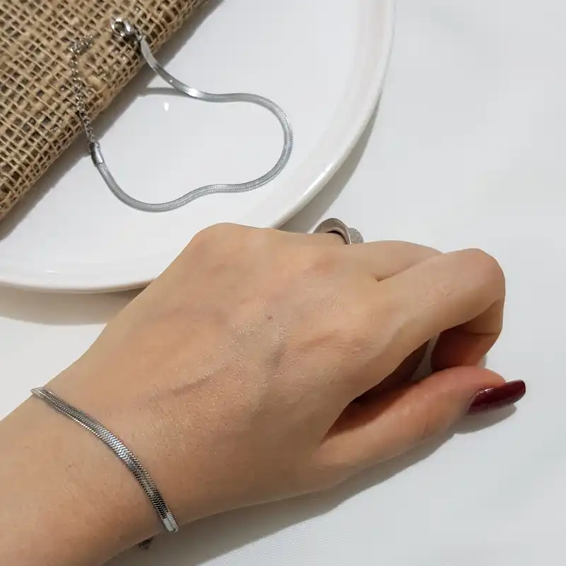 دستبند زنانه مدل ماری کد 3325