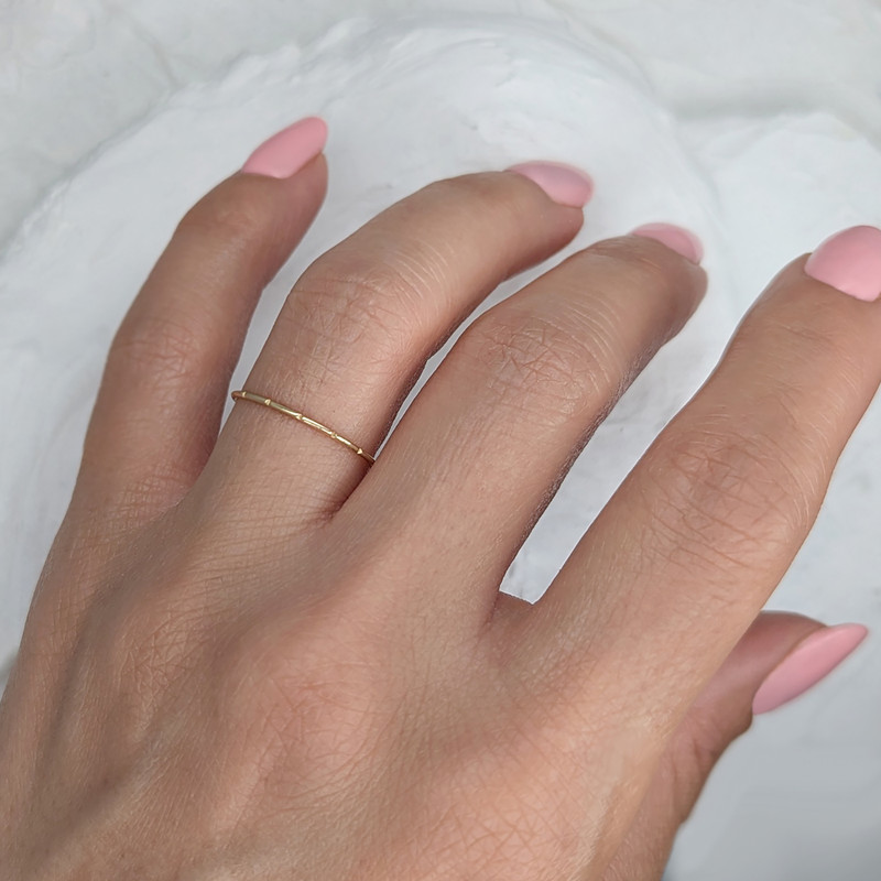 انگشتر طلا 18 عیار زنانه بان گالری مدل مینیمال خطی سایز 52 انگشتر طلا 18 عیار زنانه بان گالری مدل مینیمال خطی سایز 52
