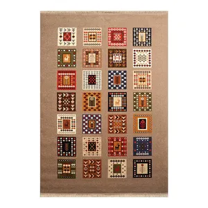 فرش ماشینی 320 شانه زمینه بژ حاشیه بژ مدل ستاره کویر یزد کلکسیون شاهسون کد SH-B072-8833