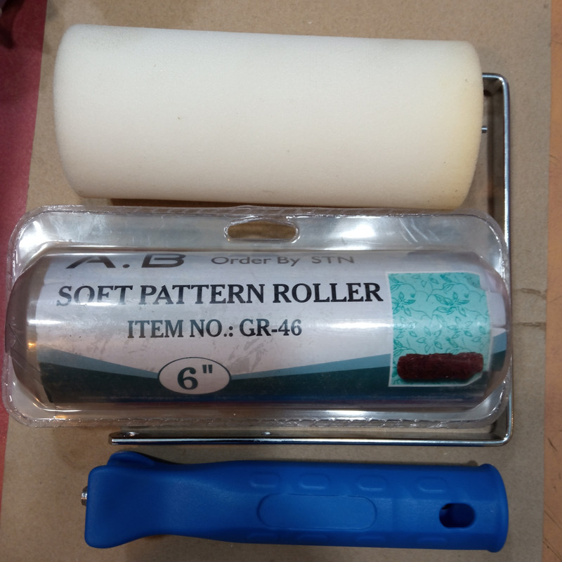 غلتک نقاشی کد GR46 به همراه فوم و دسته سایز 6 تینچ