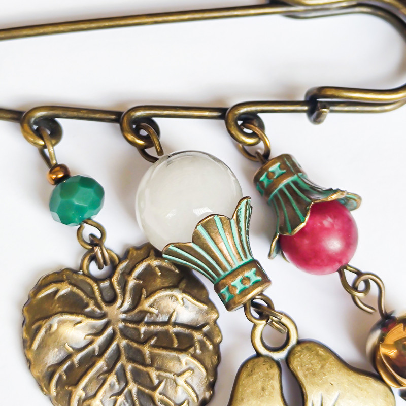 سنجاق سینه زنانه مدل ترکیه سنجاق سینه زنانه مدل ترکیه