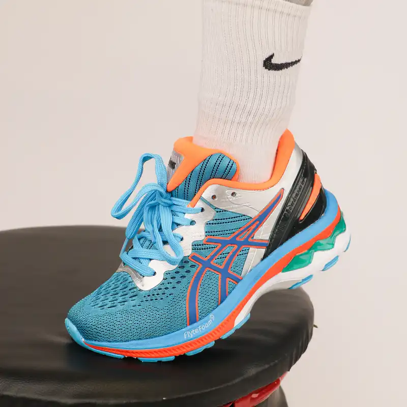 کفش پیاده روی زنانه مدل kayano-f-orange