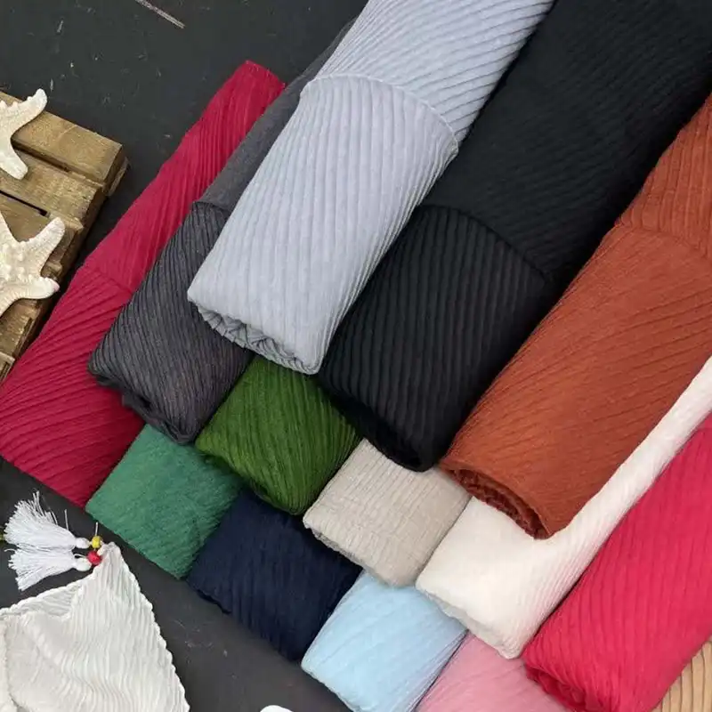 شال زنانه مدل نخی پلیسه مجلسی منگوله دار کد lo900