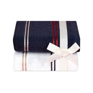 حوله دستی مادام کوکو مدل IVEN  سایز 50x70 سانتی متر مجموعه 2 عددی