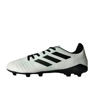 کفش فوتبال پسرانه مدل پردیتور