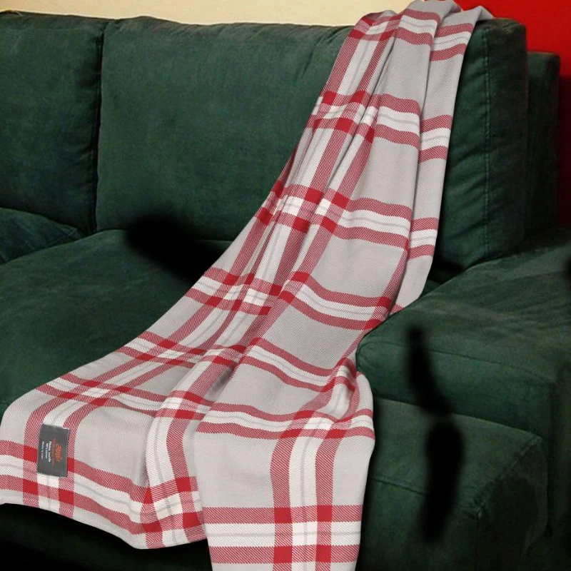 پتو مسافرتی کودک برق لامع مدل وینا مخملی سایز 150*100 سانتی متر