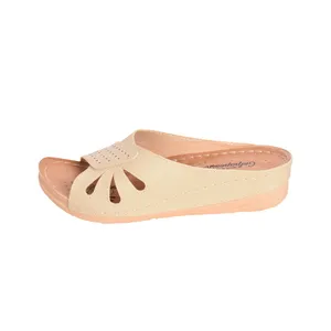 دمپایی زنانه گلپاپوش مدل فرناز رنگ کرم