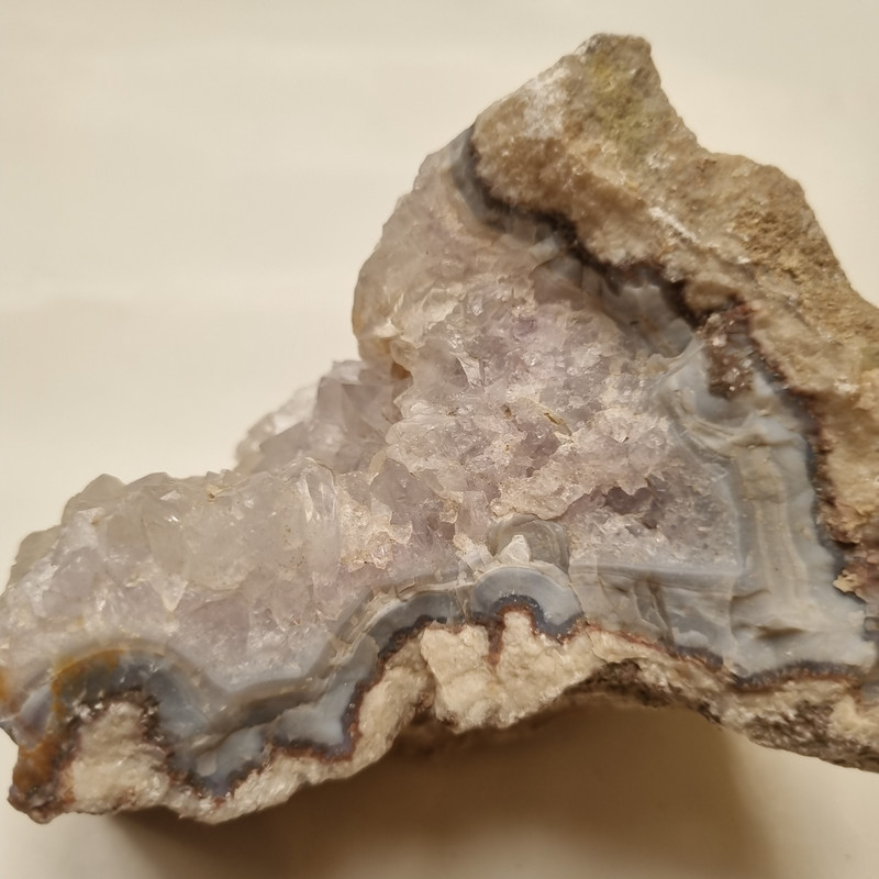 سنگ راف آمیتیست خط هنر مدل کلکسیونی کد  kh0217