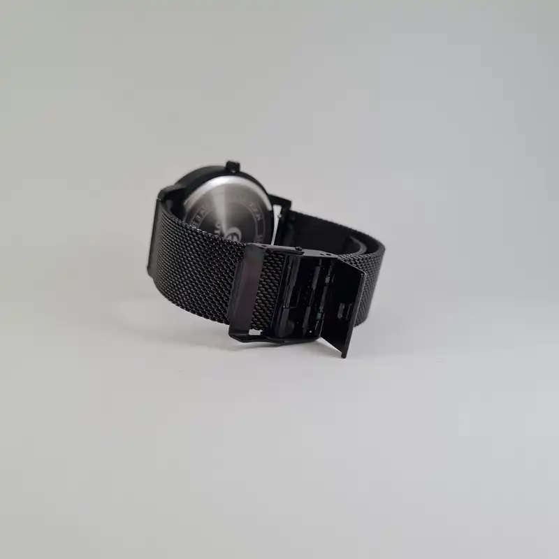 ساعت مچی عقربه ای یوتور مدل U041A